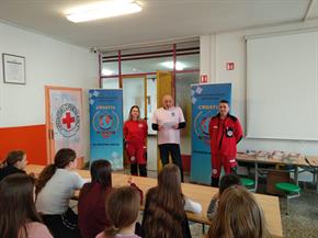 Slika: Dan ružičastih majica u OŠ „Braća Ribar“ – zajedno protiv vršnjačkog nasilja