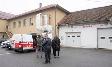 Slika: Podjela humanitarnih paketa korisnicima zajamčene minimalne naknade