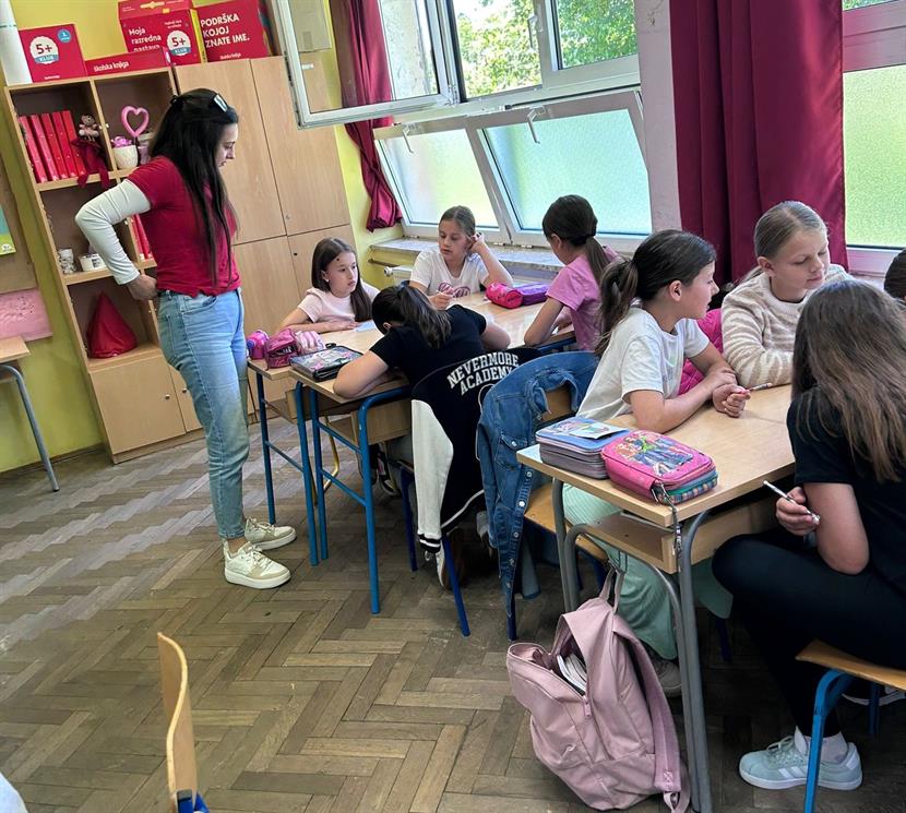 Slika: Radionica u OŠ Braća Ribar „Osnovne karakteristike rasta i razvoja“