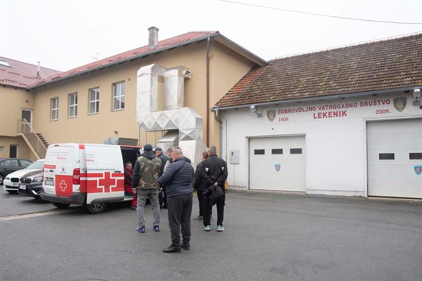 Slika: Podjela humanitarnih paketa korisnicima zajamčene minimalne naknade