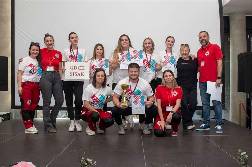 Slika: Mladi Crvenog križa Sisak ostvarili izniman uspjeh na natjecanju iz prve pomoći u Popovači